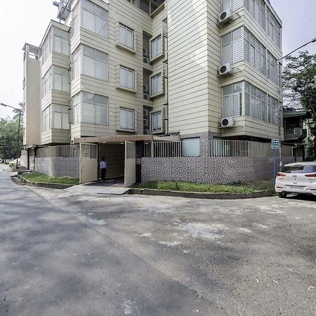 Oyo 16703 Hotel The Platinum Kolkata Luaran gambar